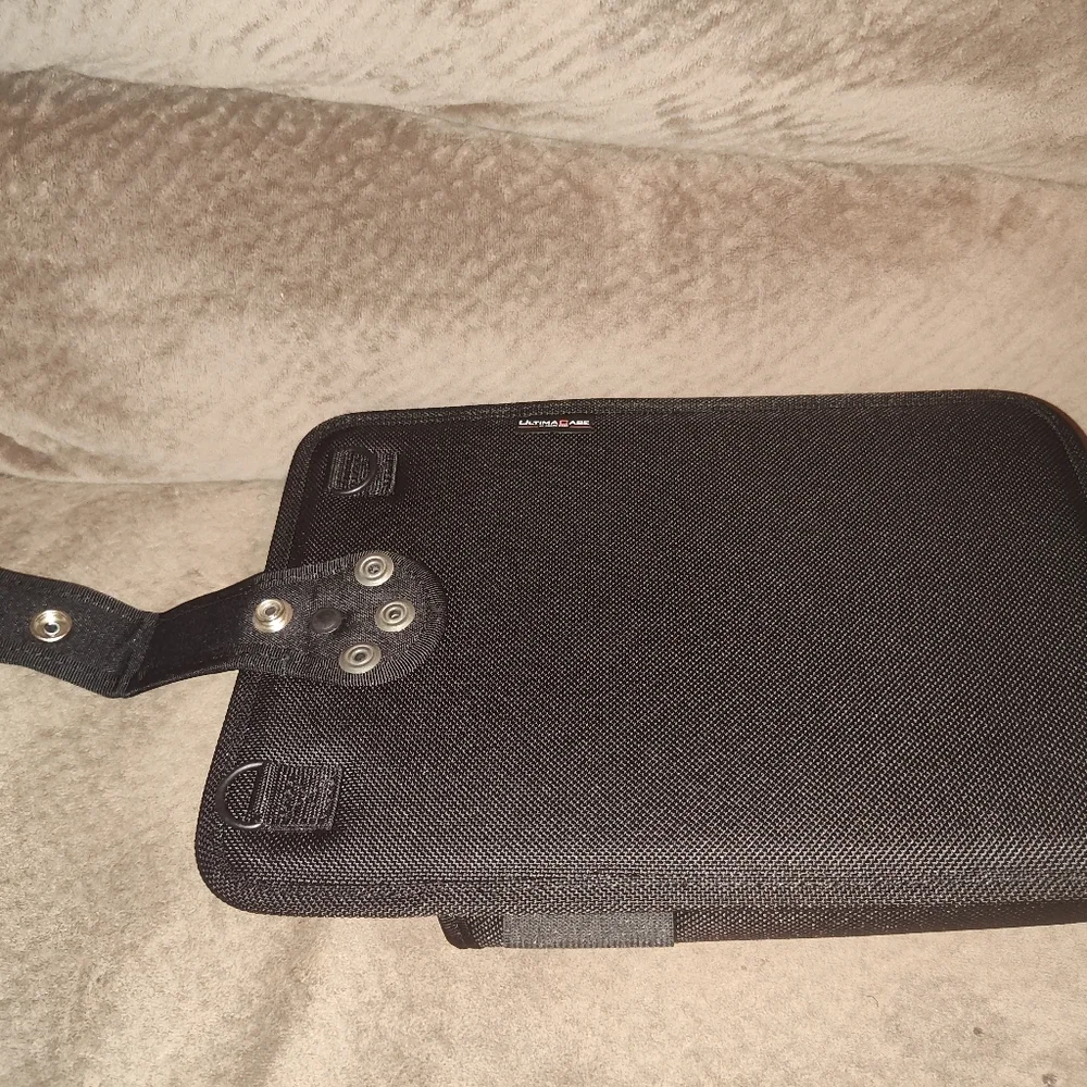 Touch Dynamic Q-HOLSTER-10B Quest, 10 Inch Tablet Holster with Belt Loop